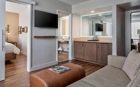 Sheraton Suites Market Center Dallas