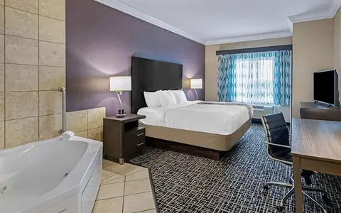 La Quinta Inn & Suites by Wyndham Corpus Christi-N Padre Isl
