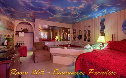 Americas Best Value Astoria Inn and Suites