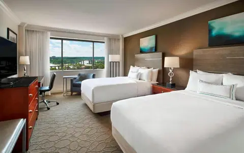 Delta Hotels Richmond Downtown