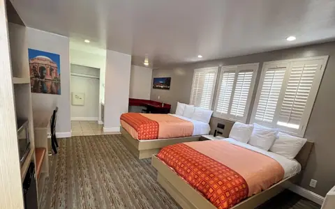 Presidio Inn