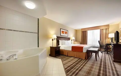 Country Inn & Suites by Radisson, Lexington, VA