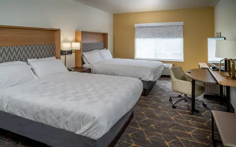 Holiday Inn & Suites Beckley, an IHG hotel