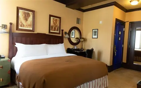 Arctic Club Hotel
