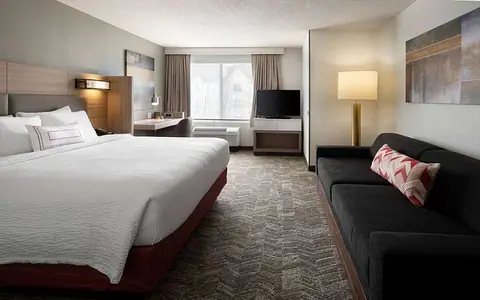 Sonesta Select Seattle Renton Suites