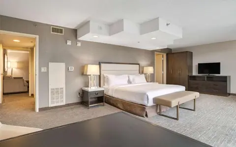 Embassy Suites by Hilton Seattle Bellevue