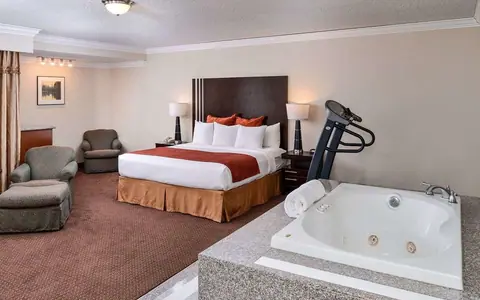 La Quinta Inn & Suites by Wyndham Seattle Federal Way