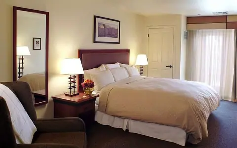 Larkspur Landing Extended Stay Suites Bellevue