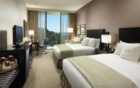 DoubleTree by Hilton Hotel San Diego - Hotel Circle