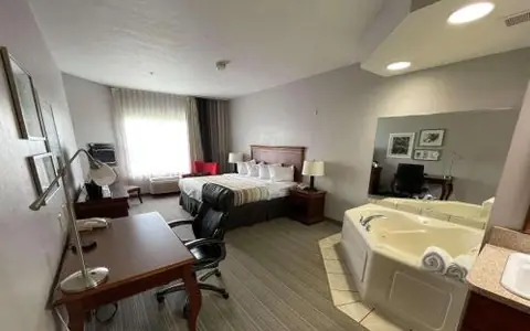 Country Inn & Suites by Radisson, Appleton, WI