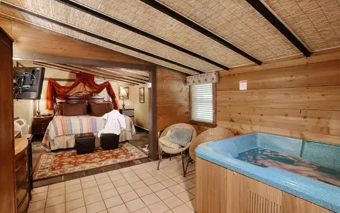 The Roost Bed and Breakfast