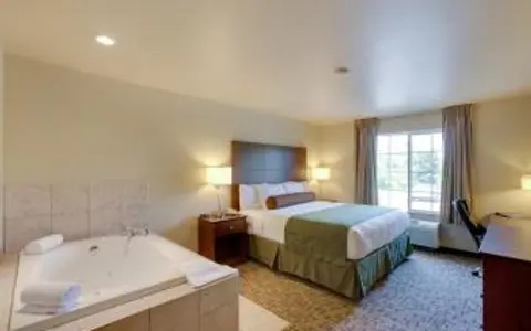 Cobblestone Suites - Oshkosh