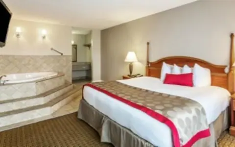 Ramada by Wyndham Houma