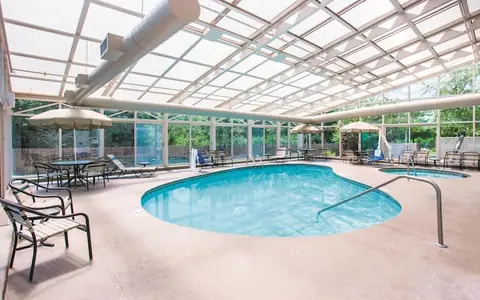 La Quinta Inn & Suites by Wyndham Cincinnati NE - Mason