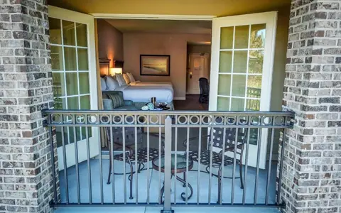 Courtyard Charleston Mt. Pleasant