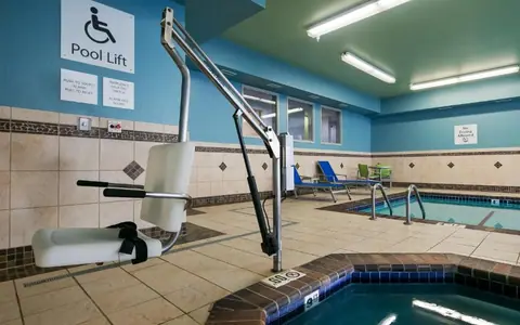 Holiday Inn Express & Suites Everett, an IHG hotel