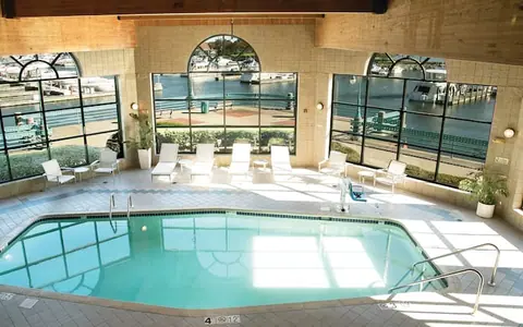 Doubletree By Hilton Racine Harbourwalk