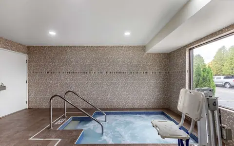 Clarion Pointe By Choice Hotels Racine - Mount Pleasant