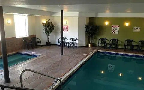Baymont by Wyndham Pueblo