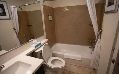 Candlewood Suites Pearl, an IHG hotel