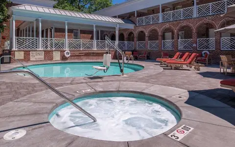 Hampton Inn Lexington-Historic District