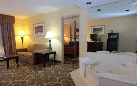 Best Western Plus Eau Claire Conference Center
