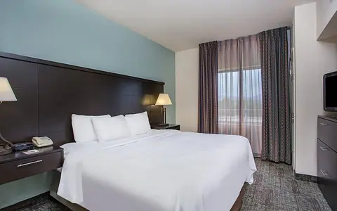 Staybridge Suites Chattanooga Dwtn - Conv Ctnr, an IHG hotel