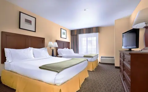 Holiday Inn Express & Suites Scottsdale - Old Town, an IHG hotel