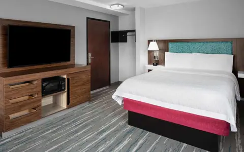 Hampton Inn Phoenix-Biltmore