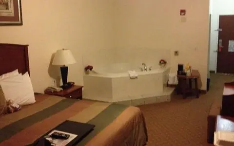 Super 8 by Wyndham Tempe/ASU/Airport
