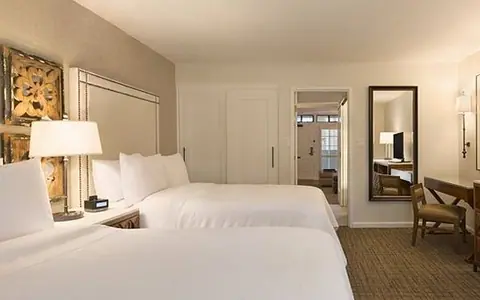 Embassy Suites By Hilton Scottsdale Resort