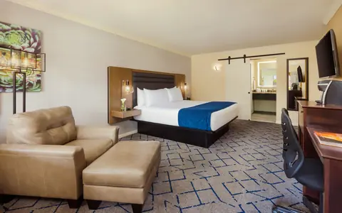 Scottsdale Plaza Resort & Villas