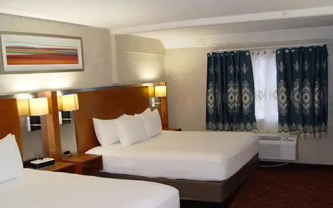 Clarion Hotel Bakersfield North