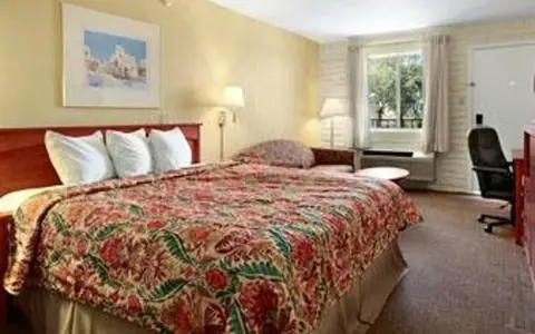 Extend - a - Suites Phoenix Metro Arizona