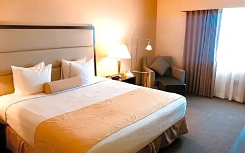 Tempe by the Mall Phoenix Airport Hotel