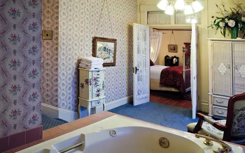 Castle Marne Bed & Breakfast Inn