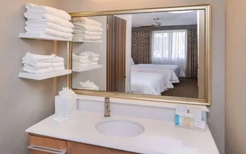 Hampton Inn & Suites Denver-Speer Boulevard