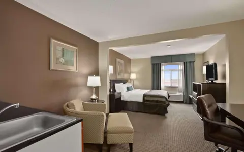 Wingate by Wyndham Pueblo