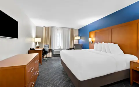 Comfort Inn & Suites Nashville Near Tanger Outlets I-24 Antioch