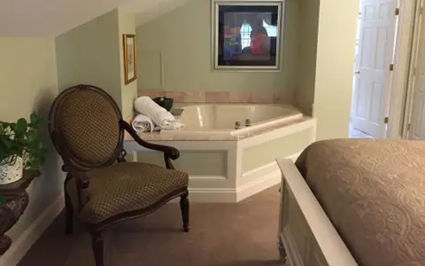 Hydrangea House Inn