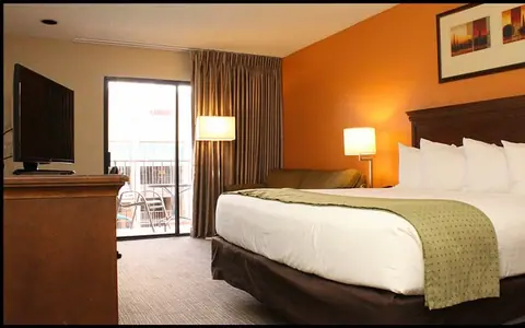 Ramada by Wyndham Tucson Airport