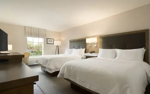 Hampton Inn & Suites Newport/Middletown