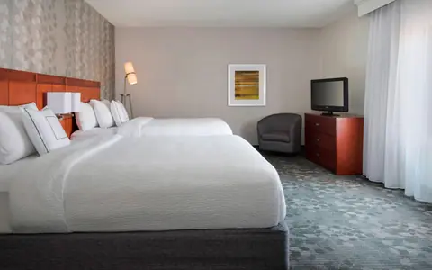 Sonesta Select Newport Middletown